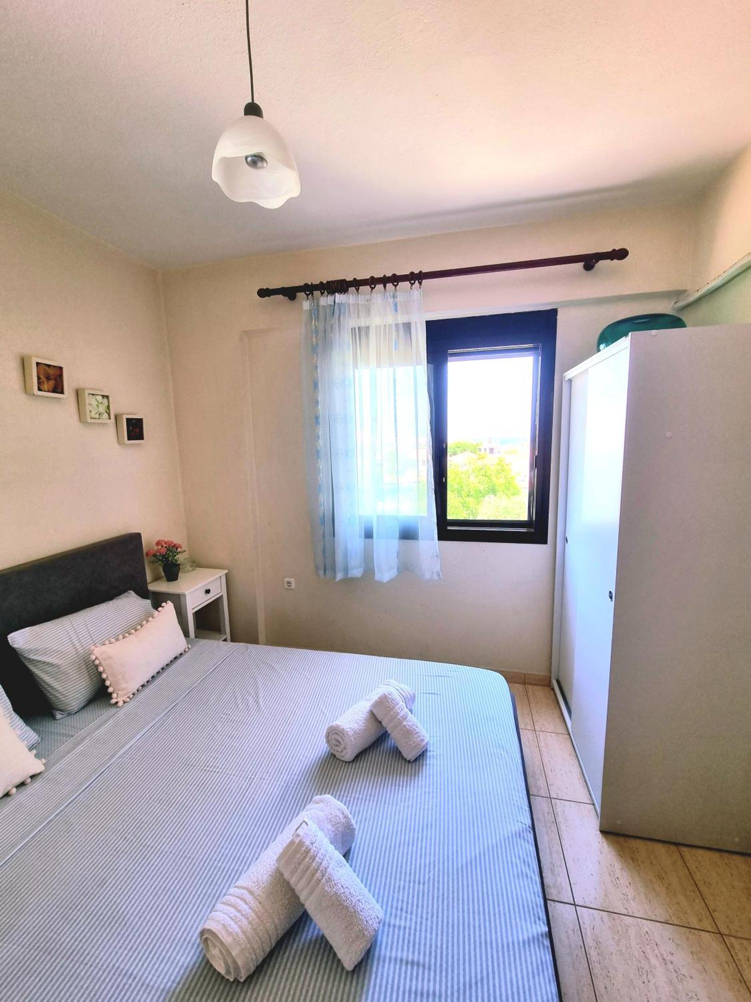 Nice Apartment With Amazing Views Kriopigi Cameră foto